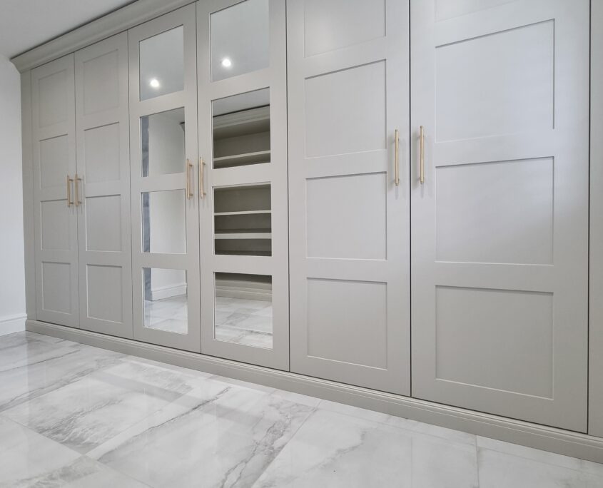 Fitted wardrobes with shaker doors